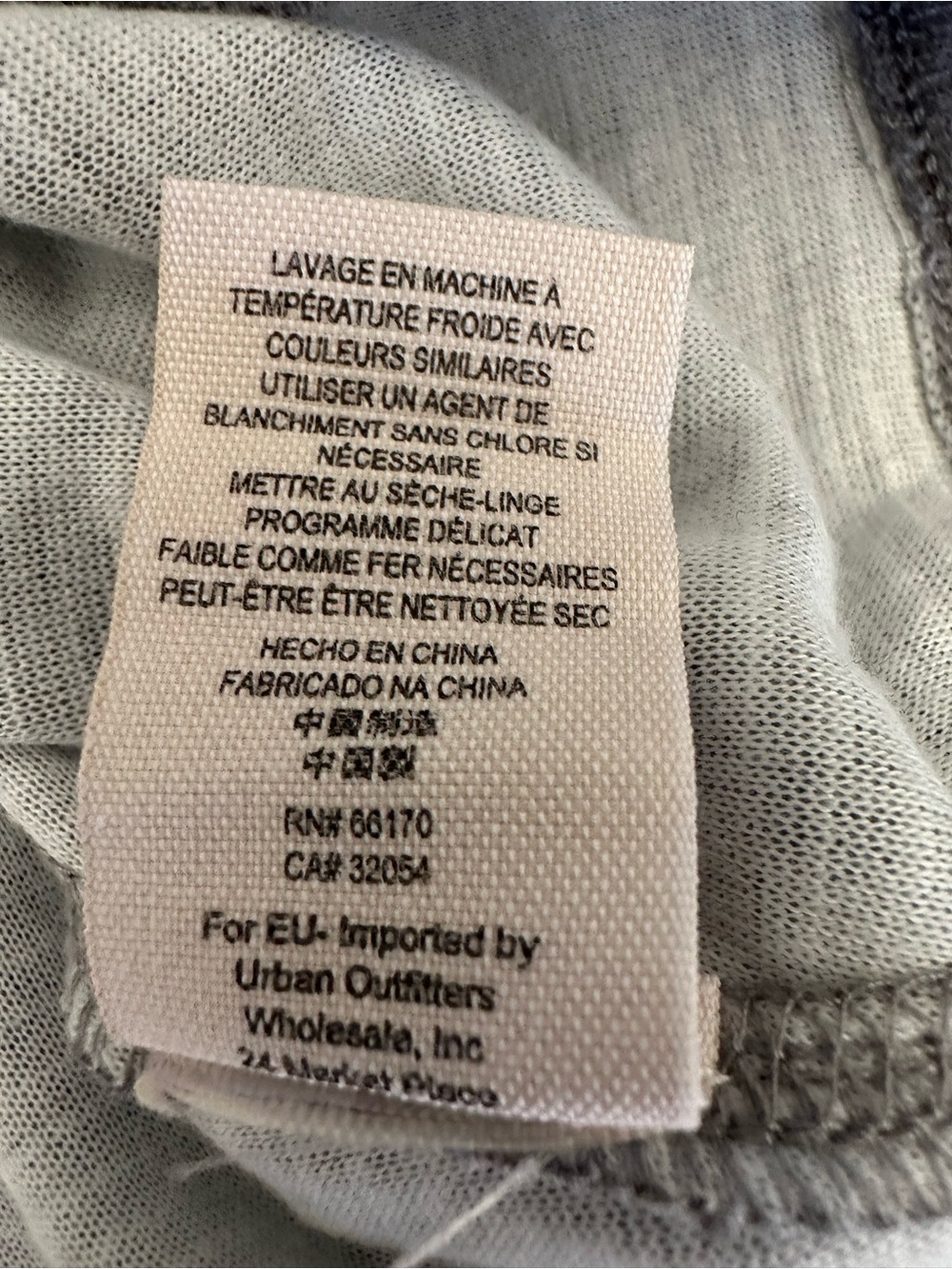 INC International Concepts NWT Gold Sequin Mini Skirt, size 16 - Picture 11 of 12